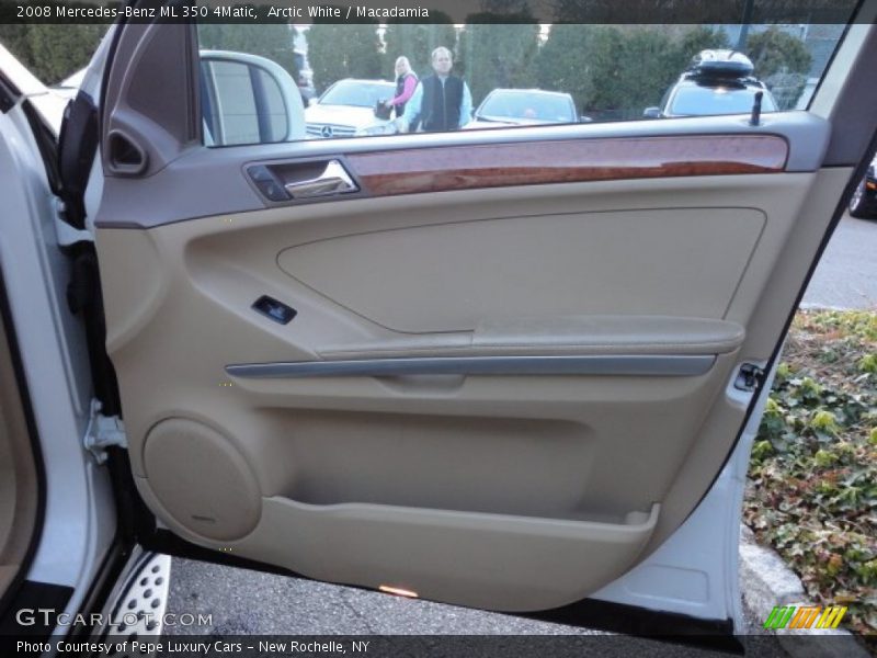Arctic White / Macadamia 2008 Mercedes-Benz ML 350 4Matic