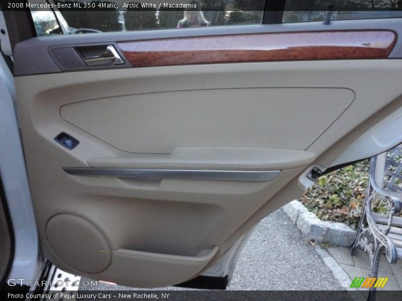 Arctic White / Macadamia 2008 Mercedes-Benz ML 350 4Matic