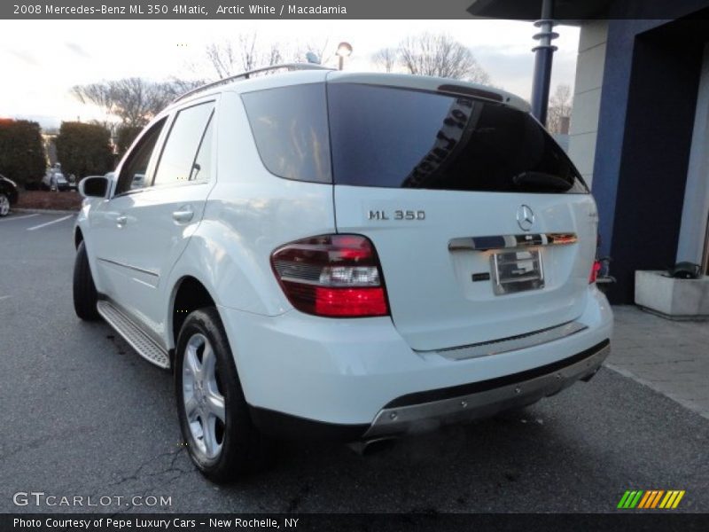 Arctic White / Macadamia 2008 Mercedes-Benz ML 350 4Matic