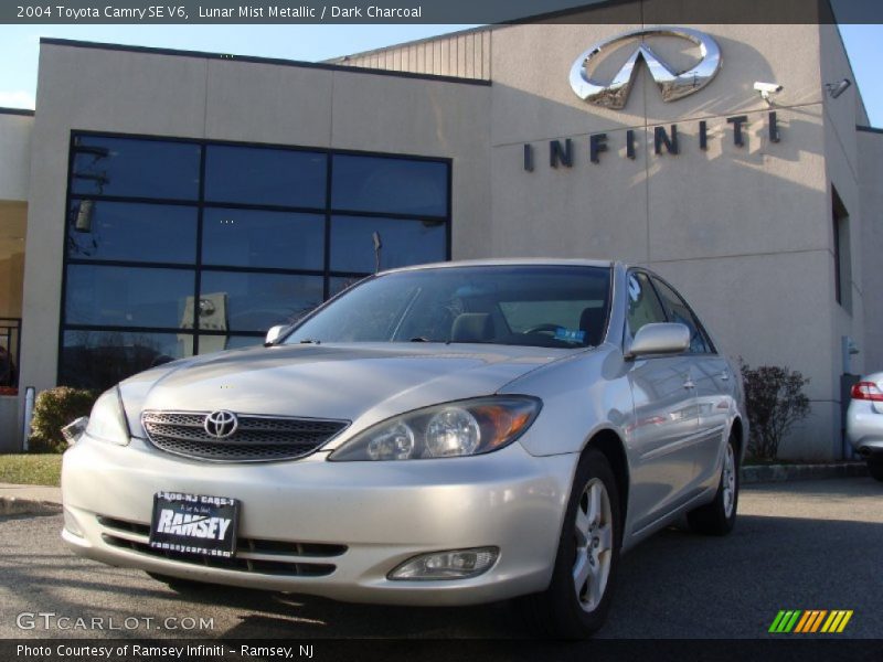 Lunar Mist Metallic / Dark Charcoal 2004 Toyota Camry SE V6