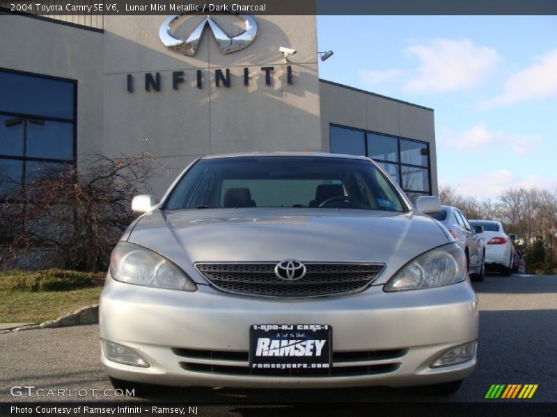 Lunar Mist Metallic / Dark Charcoal 2004 Toyota Camry SE V6