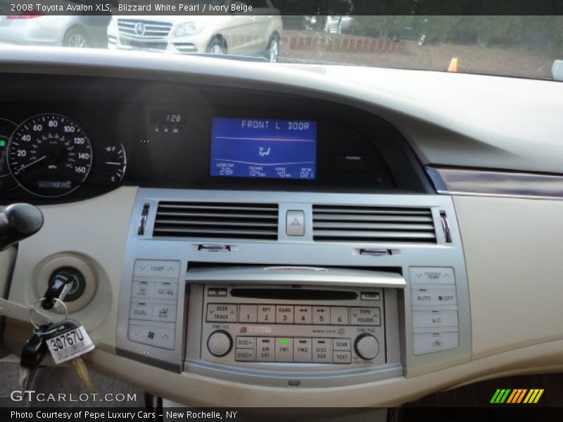 Blizzard White Pearl / Ivory Beige 2008 Toyota Avalon XLS