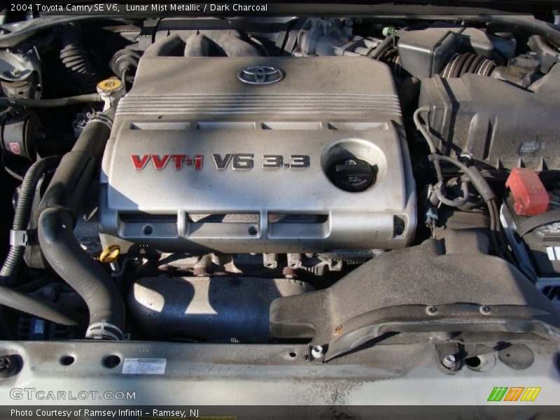 Lunar Mist Metallic / Dark Charcoal 2004 Toyota Camry SE V6