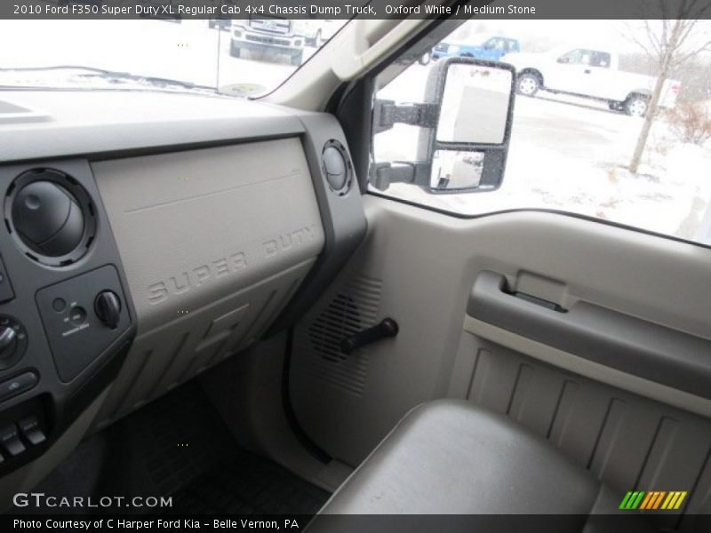 Oxford White / Medium Stone 2010 Ford F350 Super Duty XL Regular Cab 4x4 Chassis Dump Truck