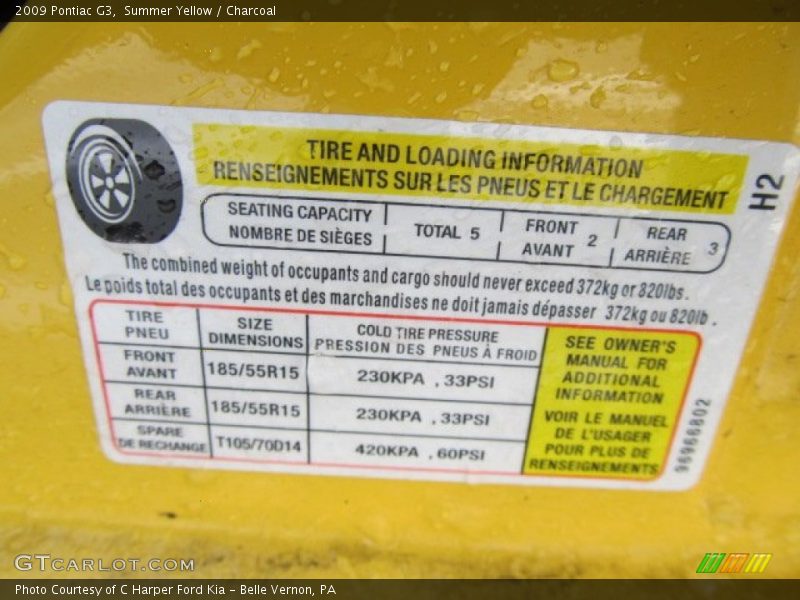 Summer Yellow / Charcoal 2009 Pontiac G3