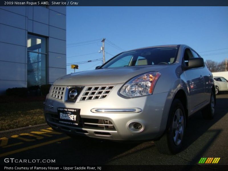 Silver Ice / Gray 2009 Nissan Rogue S AWD