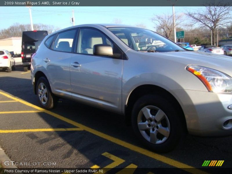 Silver Ice / Gray 2009 Nissan Rogue S AWD