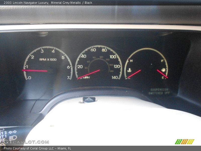 Mineral Grey Metallic / Black 2003 Lincoln Navigator Luxury
