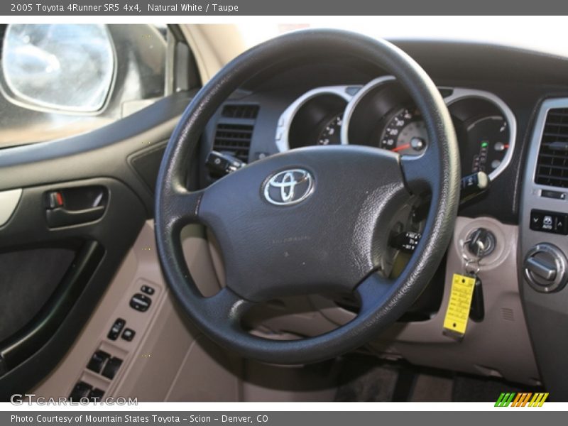 Natural White / Taupe 2005 Toyota 4Runner SR5 4x4