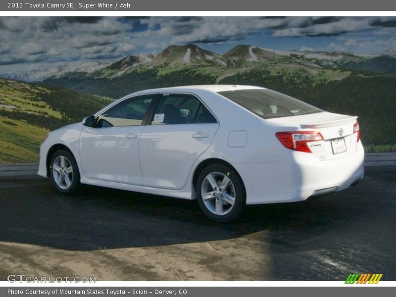 Super White / Ash 2012 Toyota Camry SE
