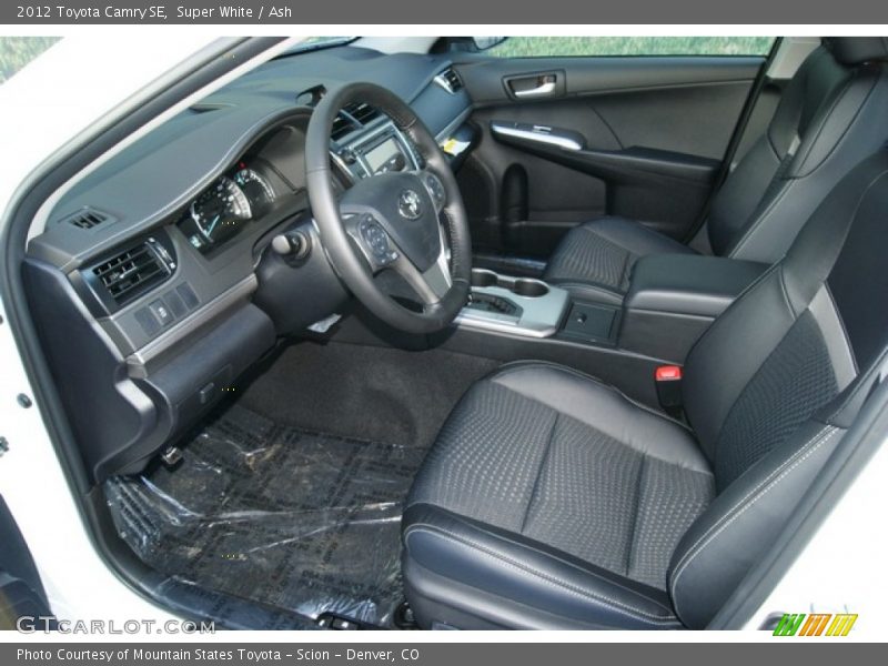 Super White / Ash 2012 Toyota Camry SE