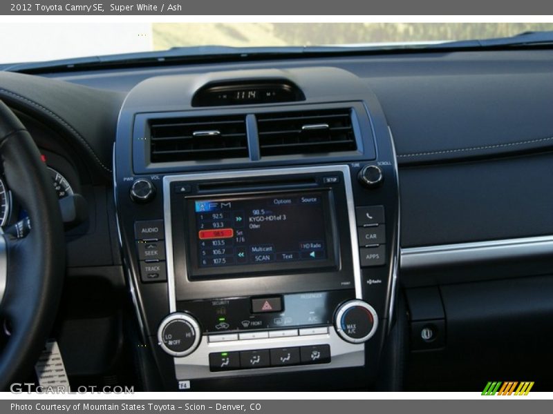Super White / Ash 2012 Toyota Camry SE