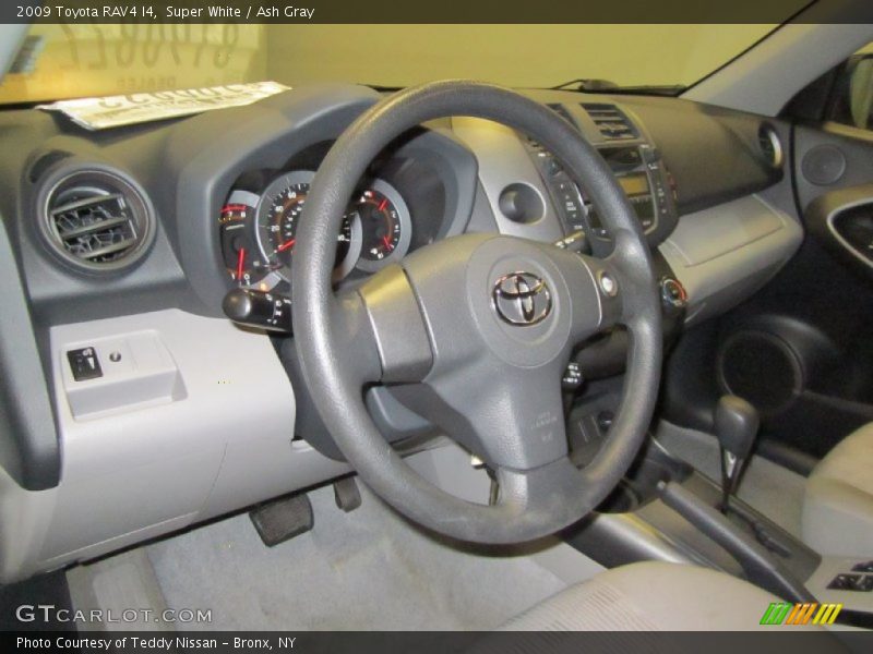 Super White / Ash Gray 2009 Toyota RAV4 I4