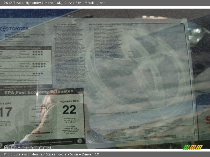 Classic Silver Metallic / Ash 2012 Toyota Highlander Limited 4WD