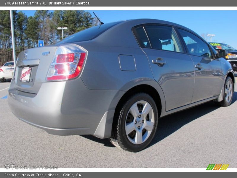 Brilliant Silver / Charcoal 2009 Nissan Sentra 2.0