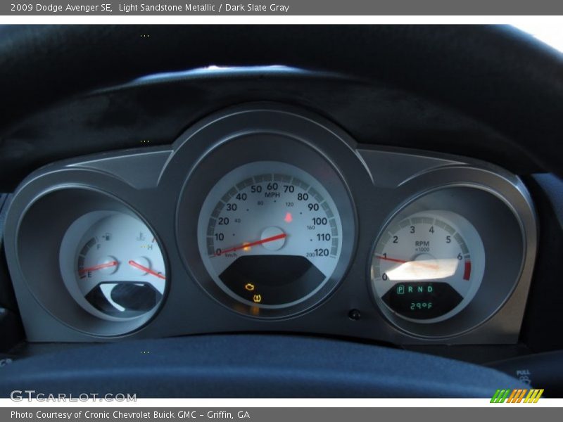 Light Sandstone Metallic / Dark Slate Gray 2009 Dodge Avenger SE