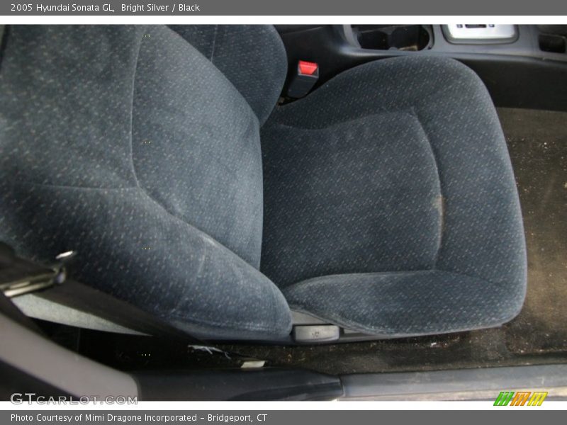Bright Silver / Black 2005 Hyundai Sonata GL