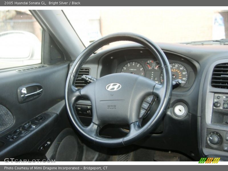 Bright Silver / Black 2005 Hyundai Sonata GL