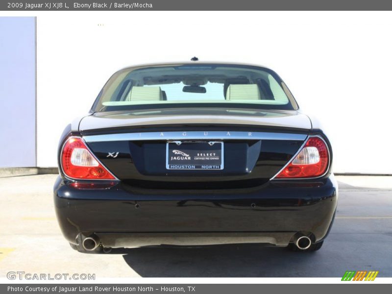 Ebony Black / Barley/Mocha 2009 Jaguar XJ XJ8 L