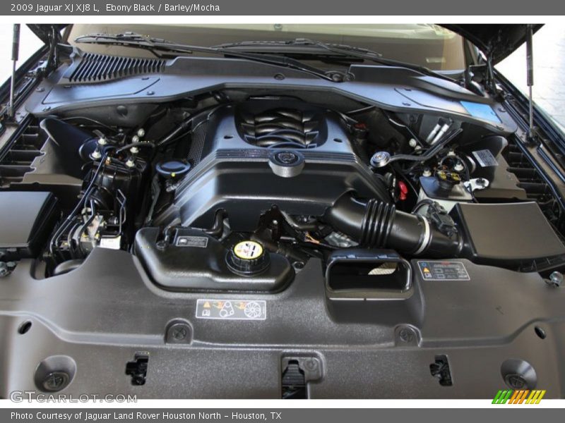 2009 XJ XJ8 L Engine - 4.2 Liter DOHC 32-Valve VVT V8