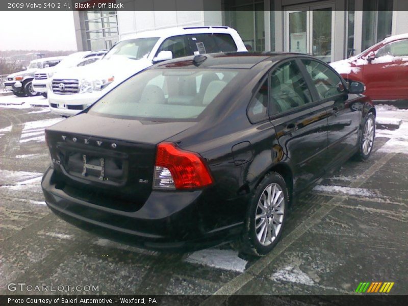 Black / Off Black 2009 Volvo S40 2.4i