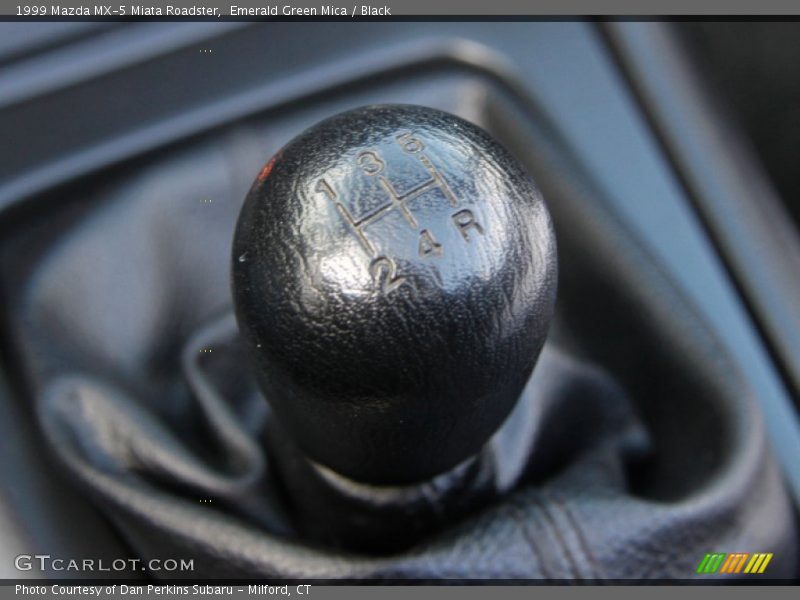Emerald Green Mica / Black 1999 Mazda MX-5 Miata Roadster