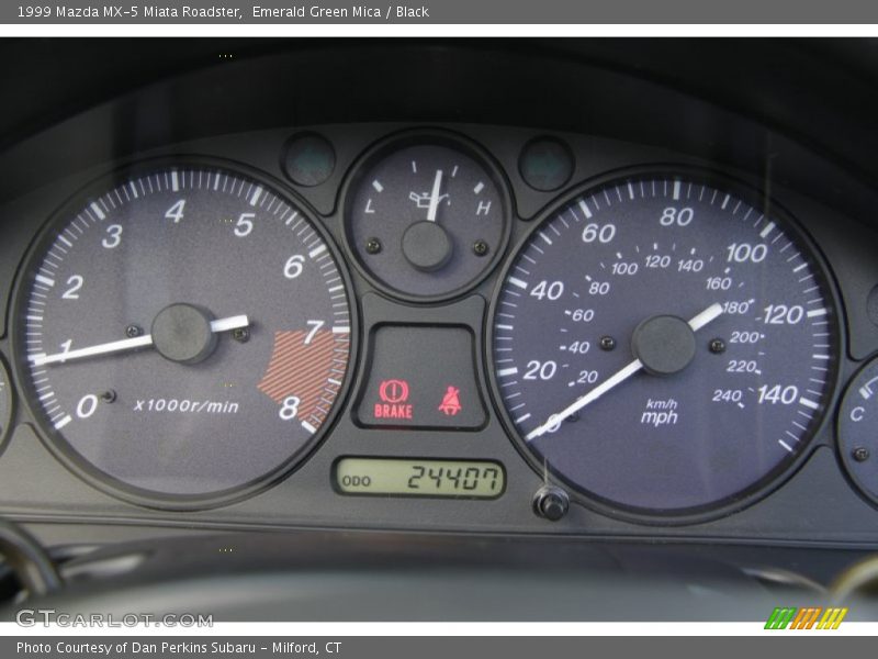 Emerald Green Mica / Black 1999 Mazda MX-5 Miata Roadster