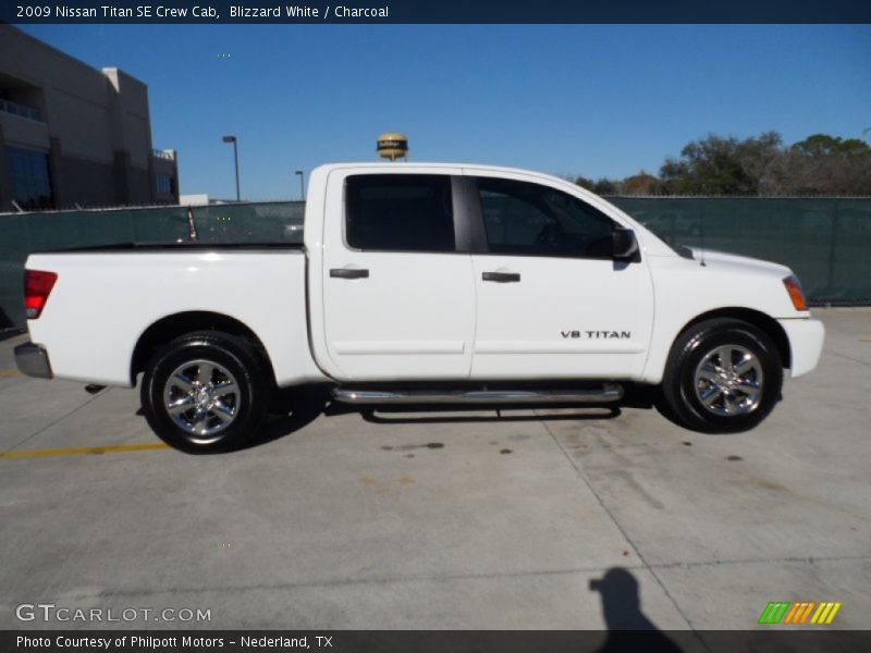 Blizzard White / Charcoal 2009 Nissan Titan SE Crew Cab