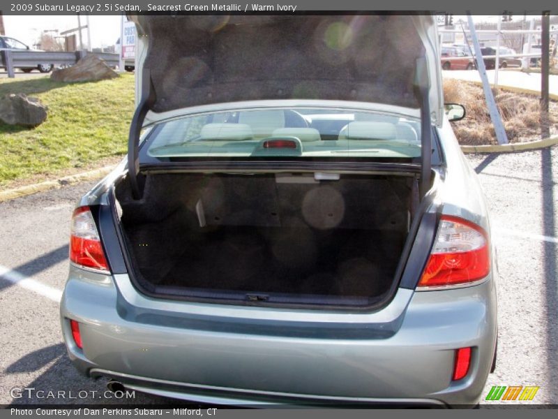 Seacrest Green Metallic / Warm Ivory 2009 Subaru Legacy 2.5i Sedan