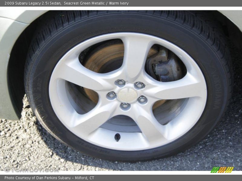 Seacrest Green Metallic / Warm Ivory 2009 Subaru Legacy 2.5i Sedan