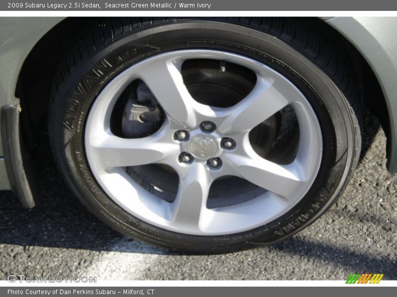Seacrest Green Metallic / Warm Ivory 2009 Subaru Legacy 2.5i Sedan
