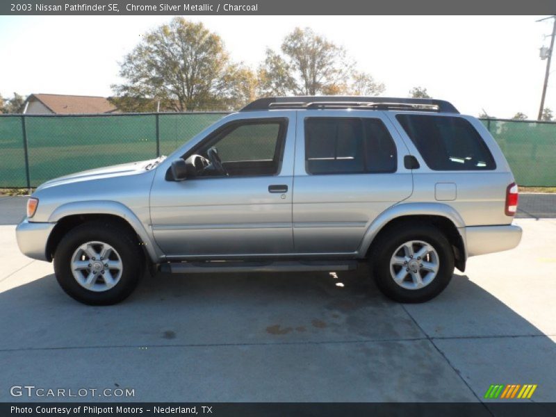 Chrome Silver Metallic / Charcoal 2003 Nissan Pathfinder SE