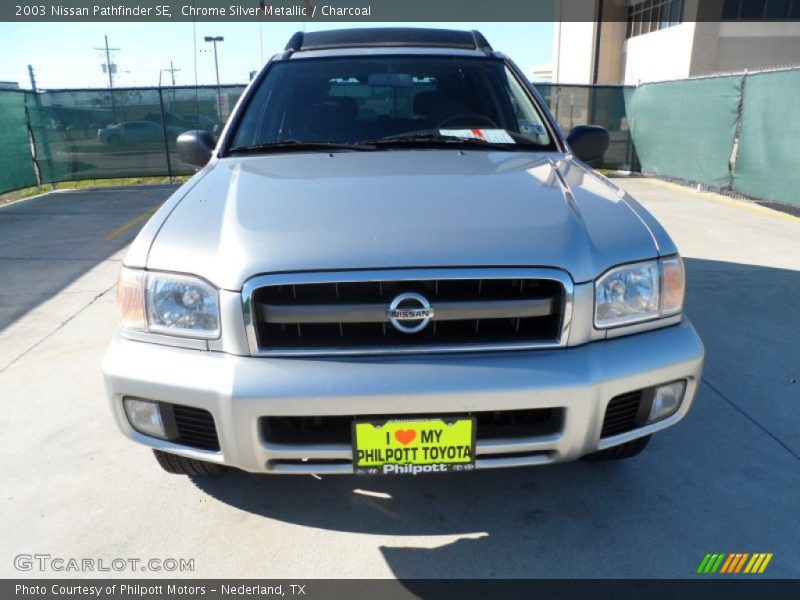 Chrome Silver Metallic / Charcoal 2003 Nissan Pathfinder SE
