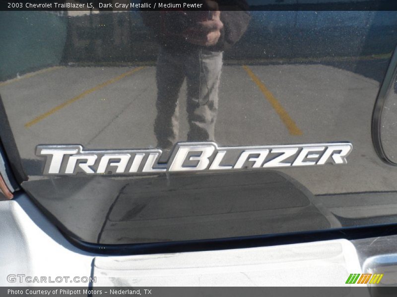 Dark Gray Metallic / Medium Pewter 2003 Chevrolet TrailBlazer LS