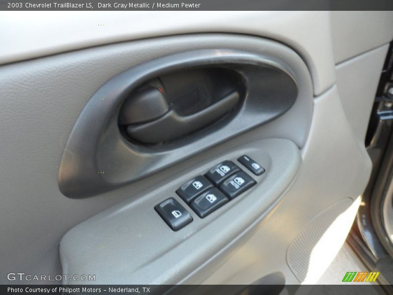 Dark Gray Metallic / Medium Pewter 2003 Chevrolet TrailBlazer LS