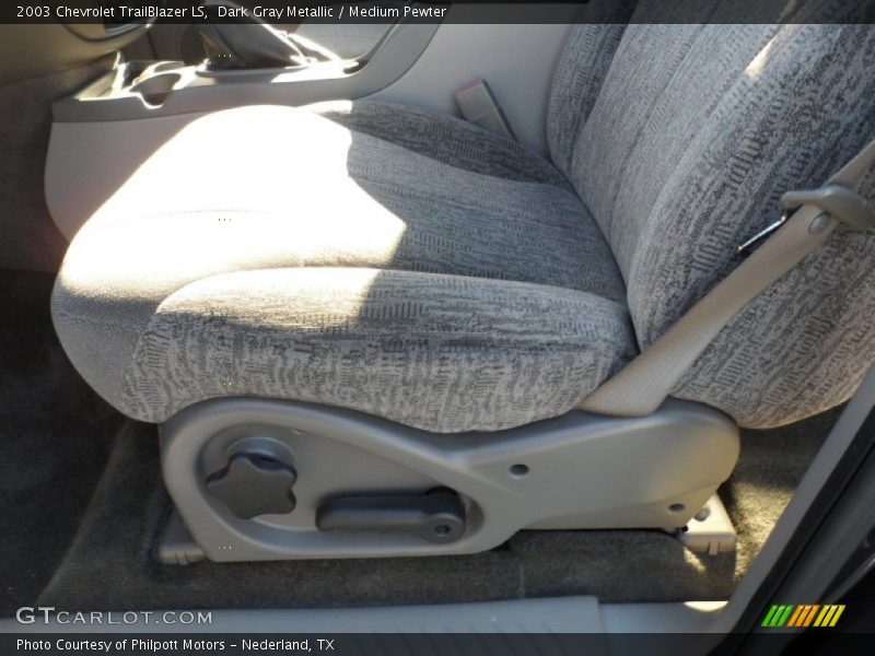 Dark Gray Metallic / Medium Pewter 2003 Chevrolet TrailBlazer LS