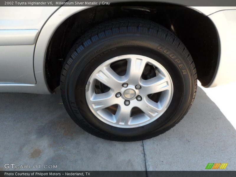 Millennium Silver Metallic / Gray 2002 Toyota Highlander V6