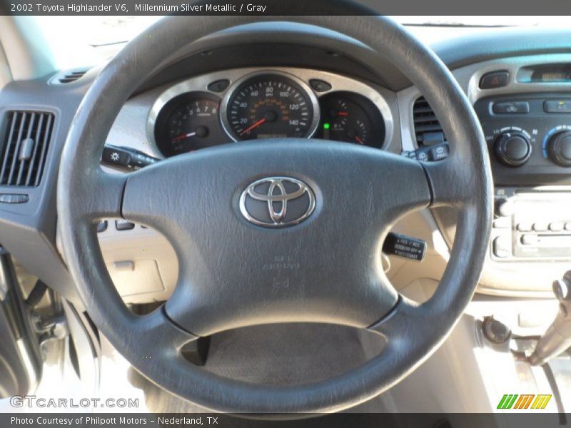 Millennium Silver Metallic / Gray 2002 Toyota Highlander V6