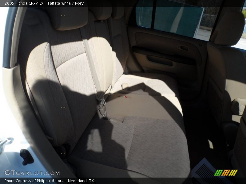 Taffeta White / Ivory 2005 Honda CR-V LX