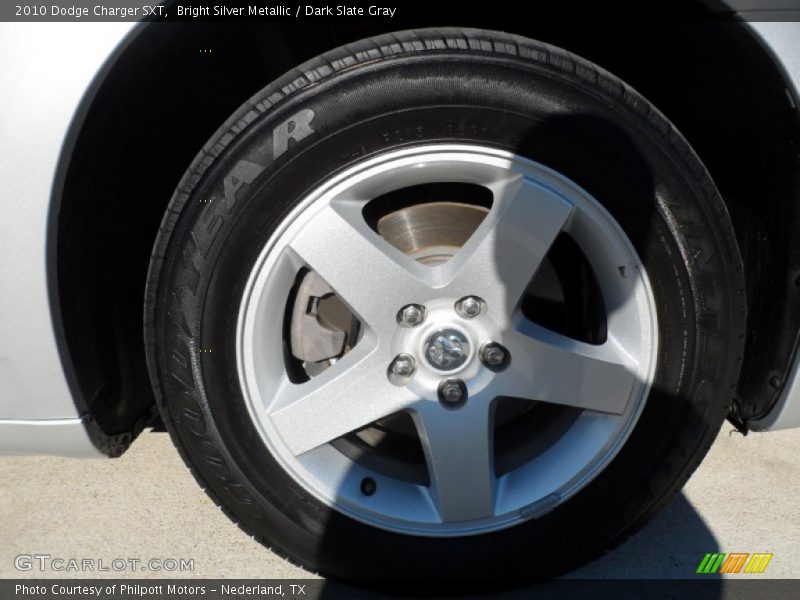 Bright Silver Metallic / Dark Slate Gray 2010 Dodge Charger SXT
