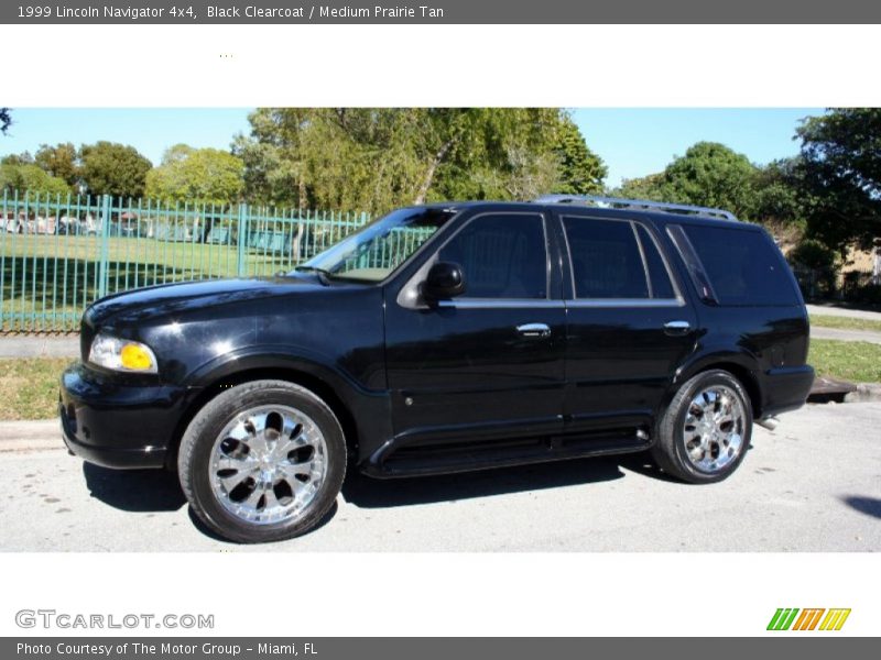 Black Clearcoat / Medium Prairie Tan 1999 Lincoln Navigator 4x4