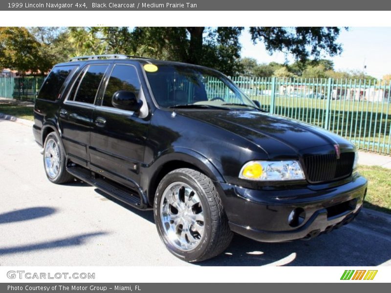 Black Clearcoat / Medium Prairie Tan 1999 Lincoln Navigator 4x4