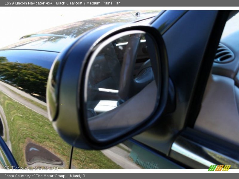 Black Clearcoat / Medium Prairie Tan 1999 Lincoln Navigator 4x4