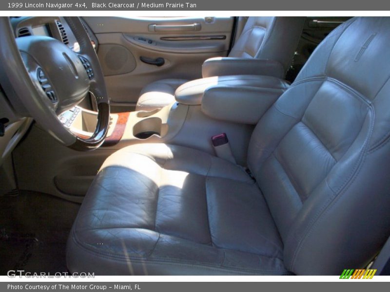 Black Clearcoat / Medium Prairie Tan 1999 Lincoln Navigator 4x4