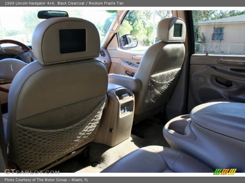 Black Clearcoat / Medium Prairie Tan 1999 Lincoln Navigator 4x4