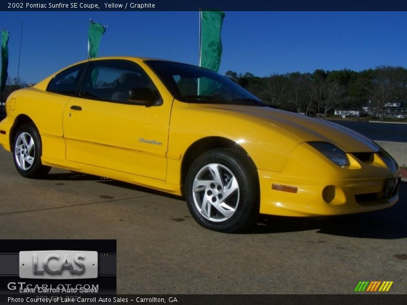 Yellow / Graphite 2002 Pontiac Sunfire SE Coupe