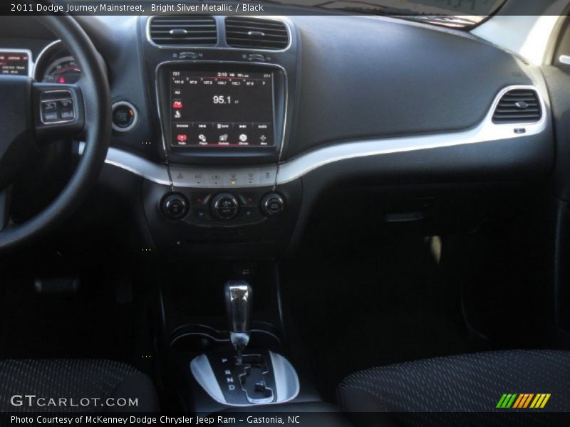 Bright Silver Metallic / Black 2011 Dodge Journey Mainstreet