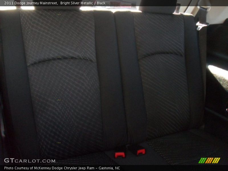 Bright Silver Metallic / Black 2011 Dodge Journey Mainstreet