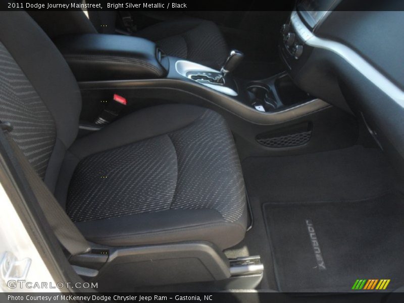 Bright Silver Metallic / Black 2011 Dodge Journey Mainstreet