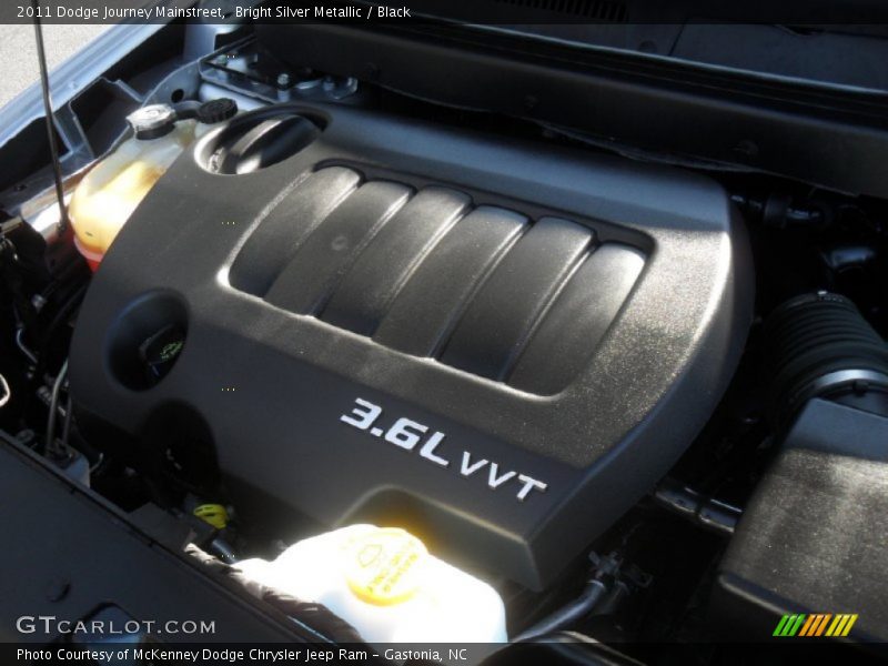 Bright Silver Metallic / Black 2011 Dodge Journey Mainstreet